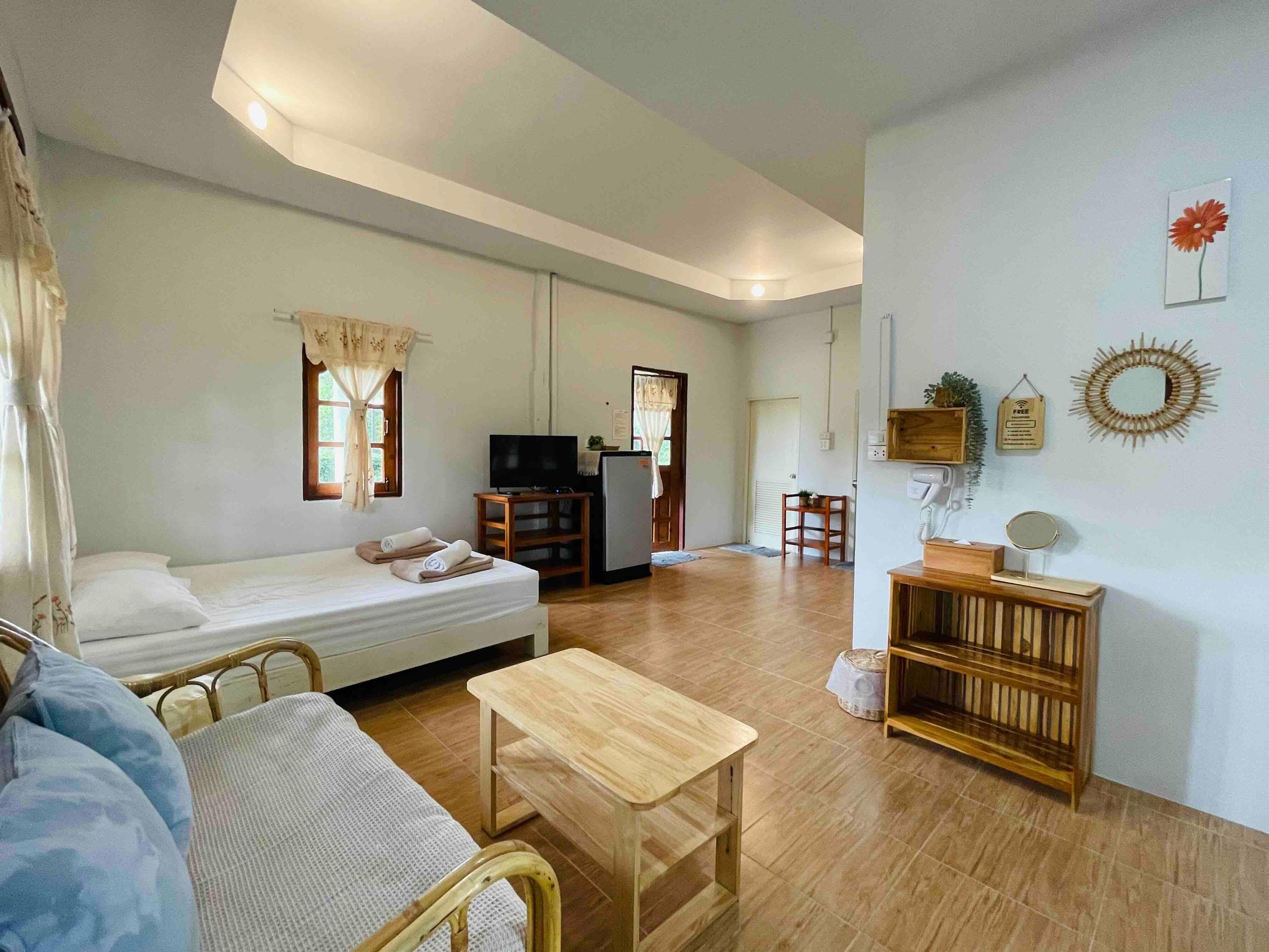 บ้านส้มโอ บ้านสวนสายสมร ที่พักนครนายก