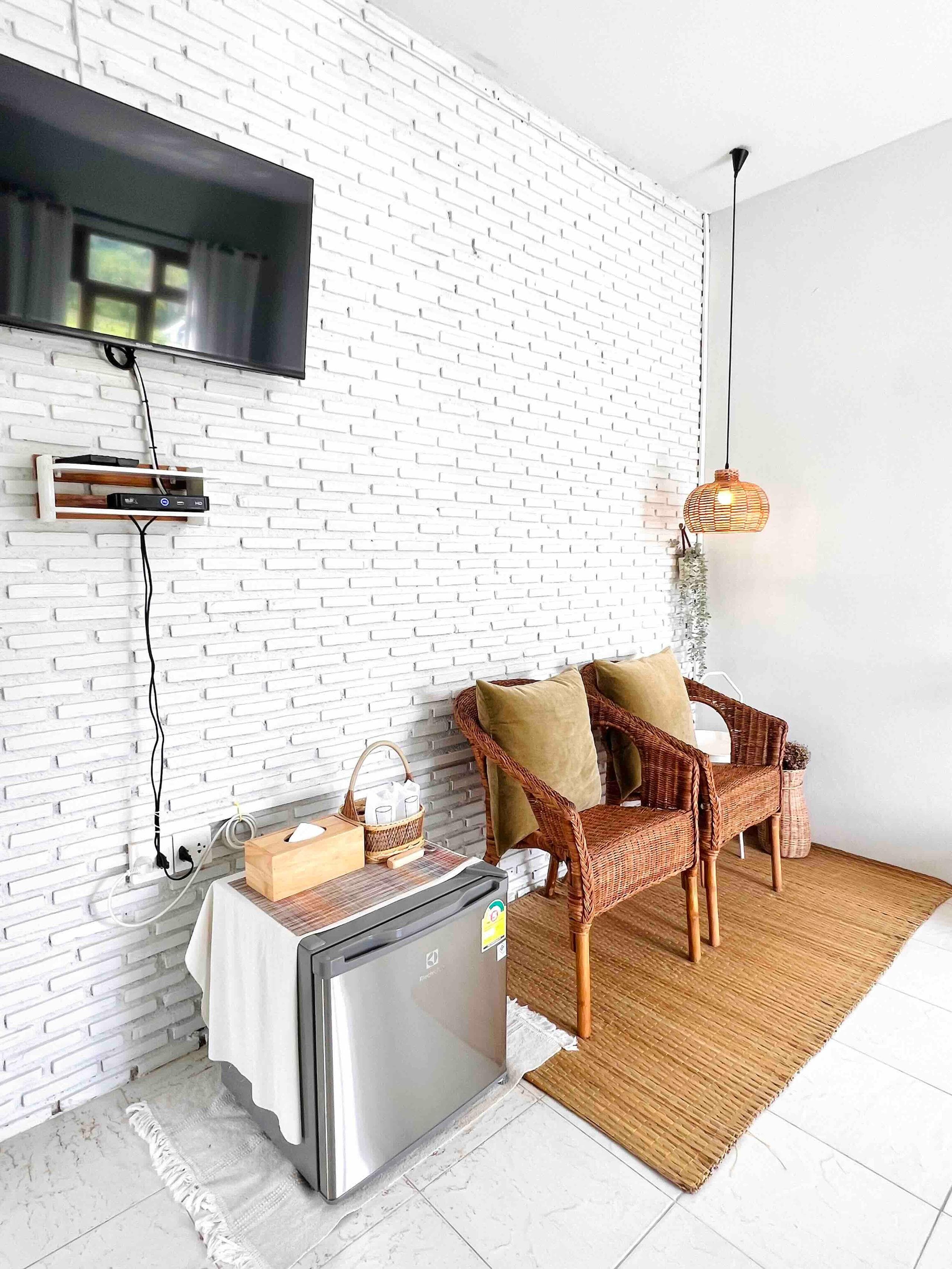 ห้องใบบัว บ้านสวนสายสมร ที่พักนครนายก