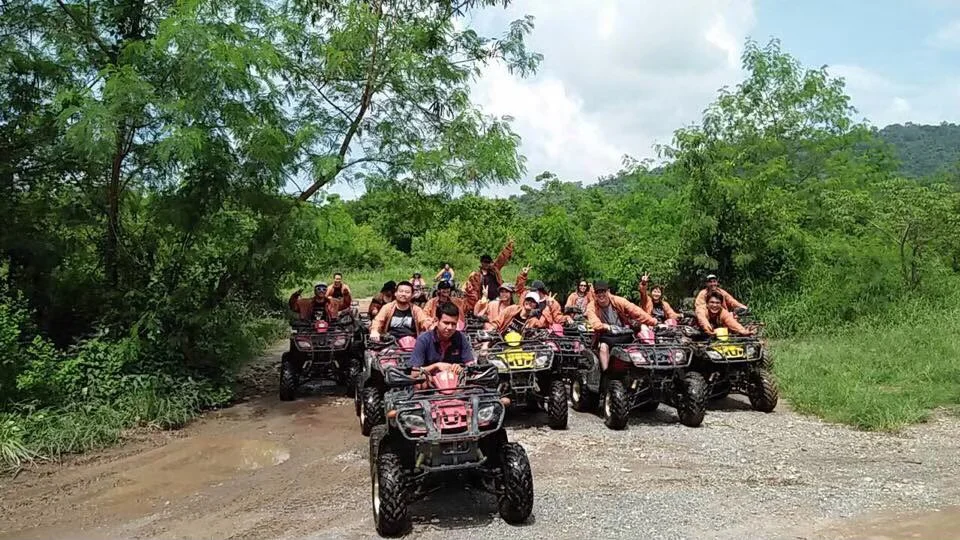 ขับรถ ATV ตะลุยป่านครนายก