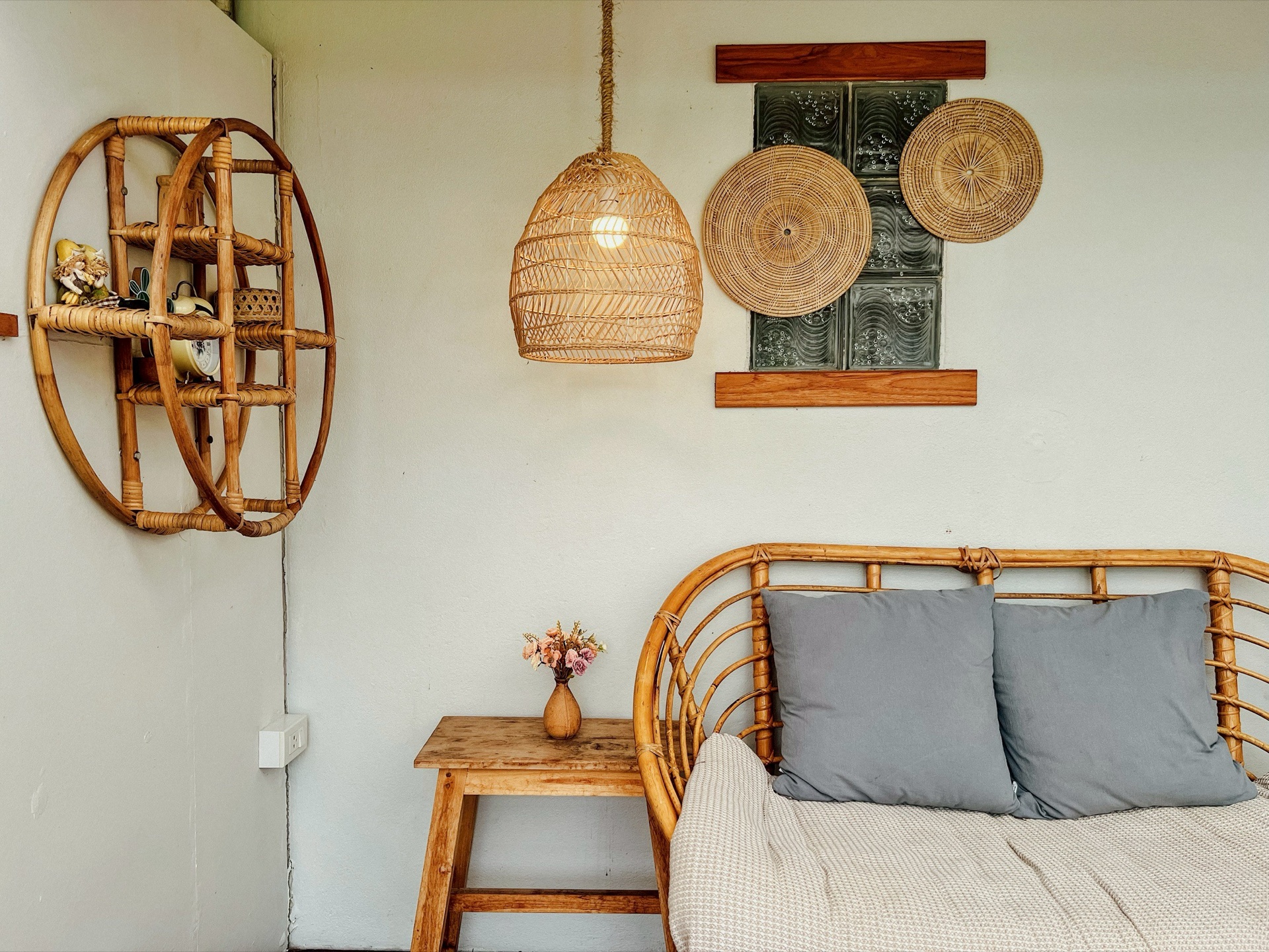 บ้านเล็กน้อย 1 - 4