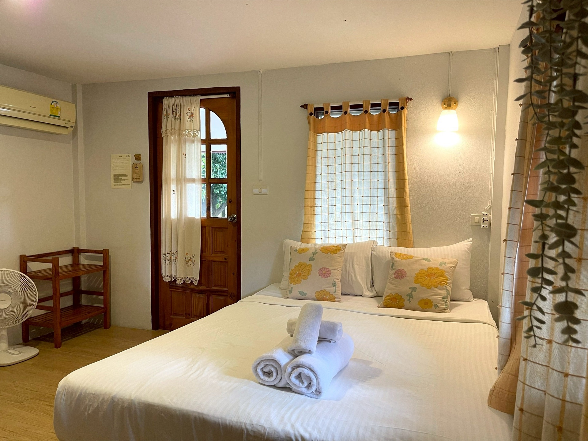 บ้านเล็กน้อย 2 - 4