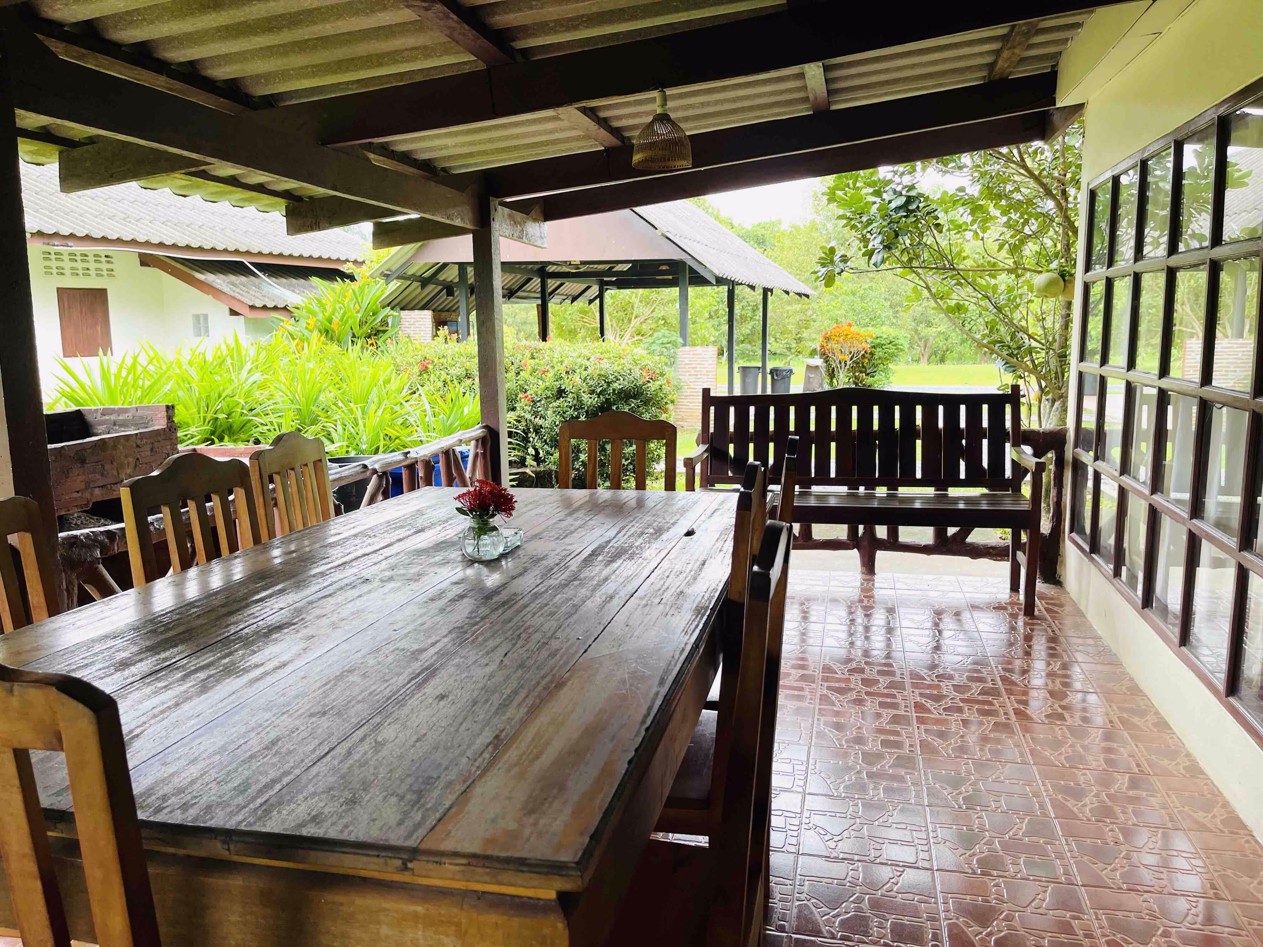 บ้านร่มไม้ บ้านสวนสายสมร